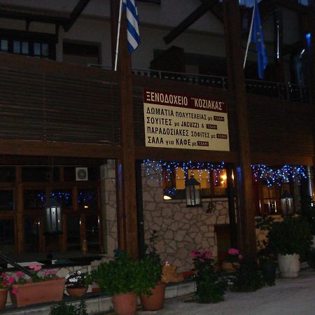 Hotel Koziakas Eláti エクステリア 写真